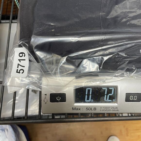 Athleta black cropped leggings small - Picture 8 of 8